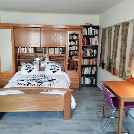 F Logement Entier 코트네이 외부 사진