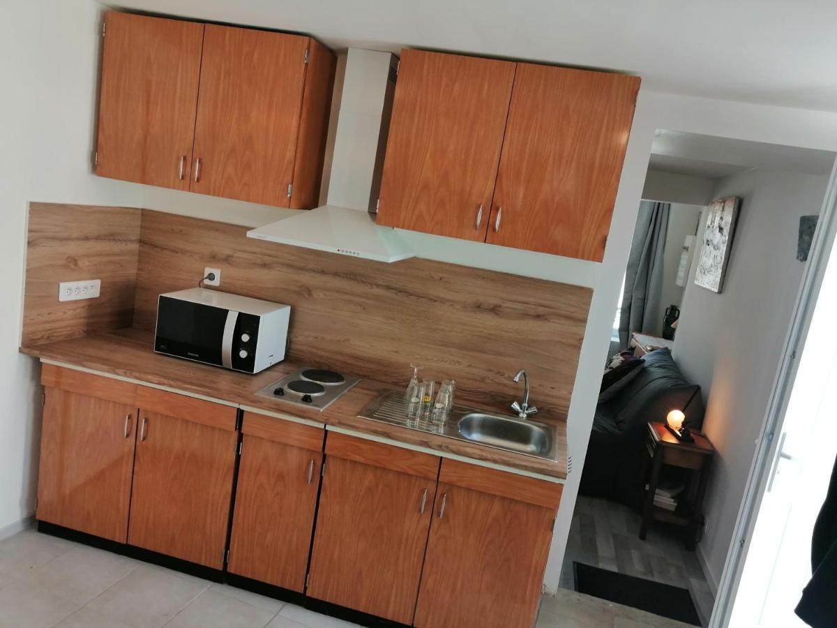 F Logement Entier 코트네이 외부 사진