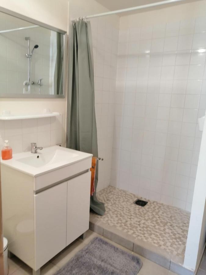 F Logement Entier 코트네이 외부 사진